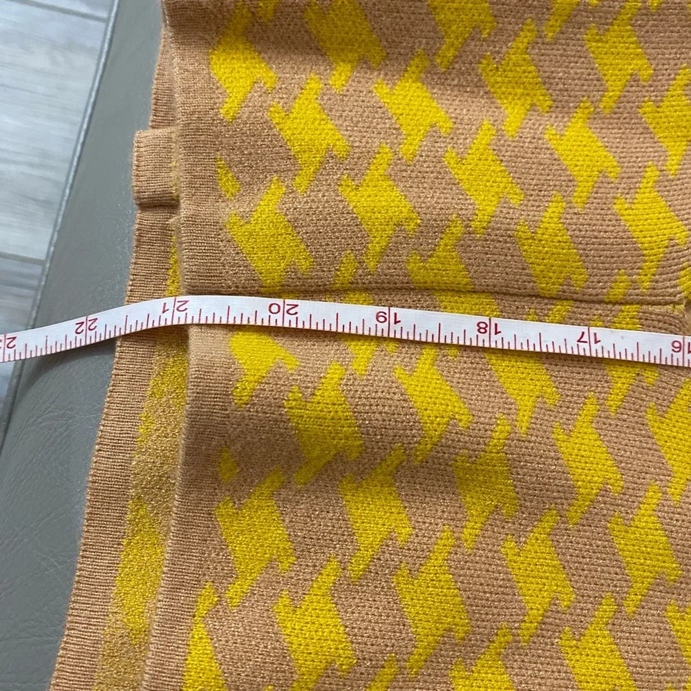 Anthropology sweater size xs